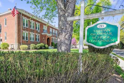 215 Washington Street, Tappan, NY 10983