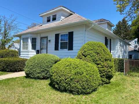 2373 Elinore Avenue, Merrick, NY 11566
