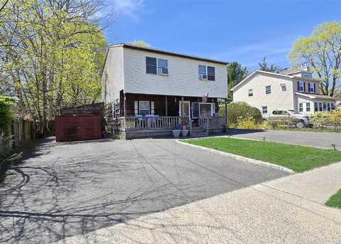 1264 Broadway Avenue, Holbrook, NY 11741