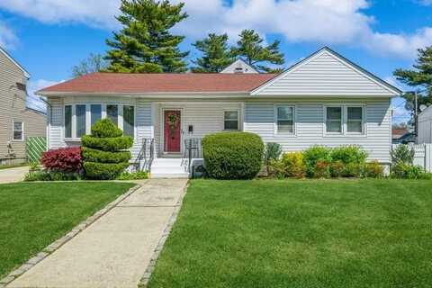 708 Seabury Avenue, Franklin Square, NY 11010