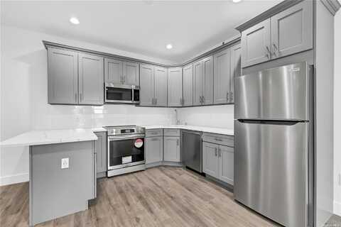 533 Greenwich Street, Hempstead, NY 11550