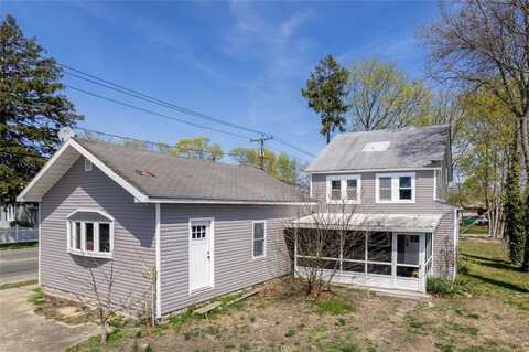 87 Avery Avenue, Patchogue, NY 11772