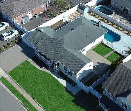212 N Poplar Street, Massapequa, NY 11758
