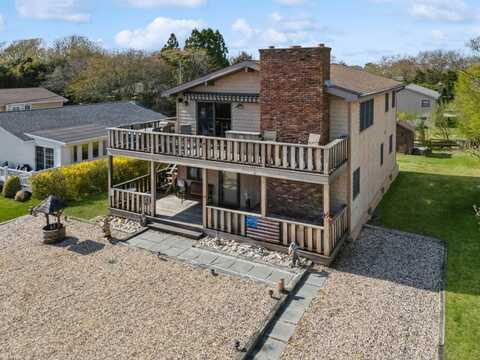 18 Hoppin Avenue, Montauk, NY 11954