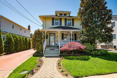405 Linden Street, Bellmore, NY 11710