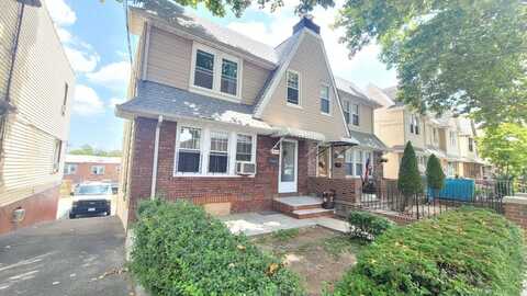 2540 Woodhull Avenue, Bronx, NY 10469
