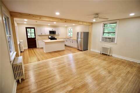 37 Augusta Place, Tuxedo Park, NY 10987