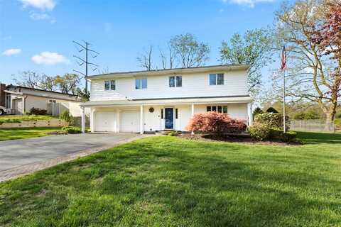 42 Sioux Drive, Commack, NY 11725