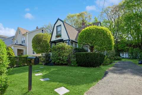 67 Summers Street, Oyster Bay, NY 11771