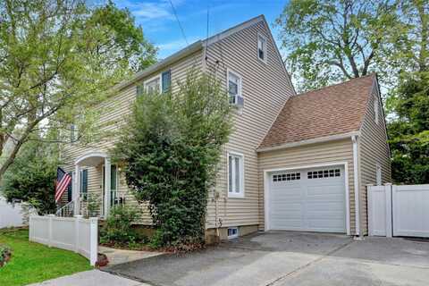 255 Ocean Avenue, Malverne, NY 11565