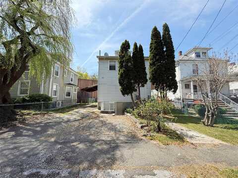 18 Anna Street, Nyack, NY 10960