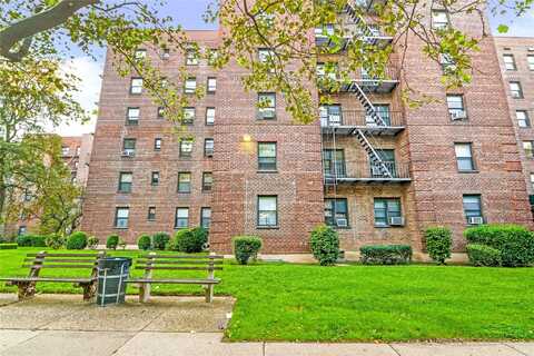 25-18 Union Street, Flushing, NY 11354
