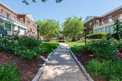1395 Broadway, Hewlett, NY 11557