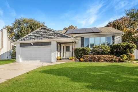 139 Roxton Road, Plainview, NY 11803