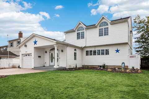 204 Broadway, Massapequa Park, NY 11762