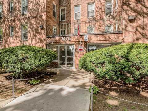 1475 Thieriot Avenue, Bronx, NY 10460