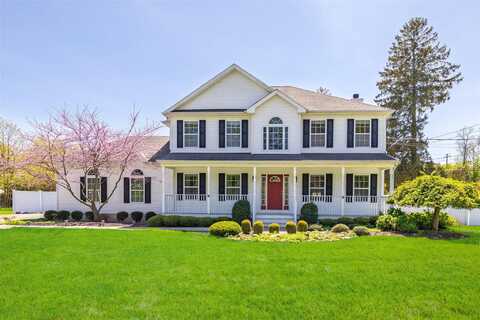 6 3rd Avenue, Rocky Point, NY 11778
