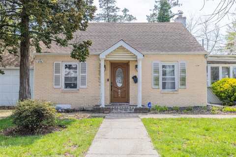 730 Goodrich Street, Uniondale, NY 11553