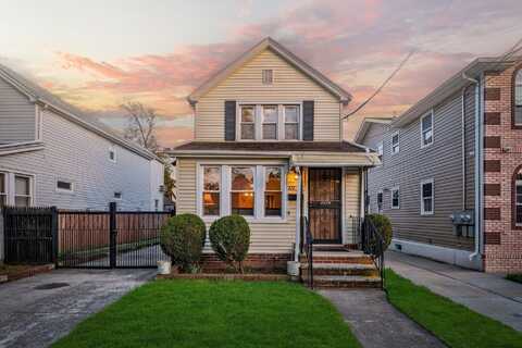 22228 Fairbury Avenue, Queens Village, NY 11428
