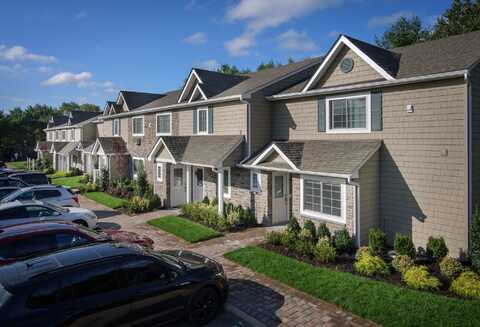 209 Cassa Loop, Holtsville, NY 11742