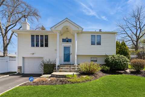 23 Charles Avenue, Huntington, NY 11743