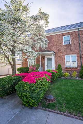 24-10 154th Street, Whitestone, NY 11357