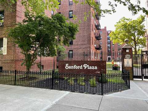 144-58 Sanford Avenue, Flushing, NY 11355