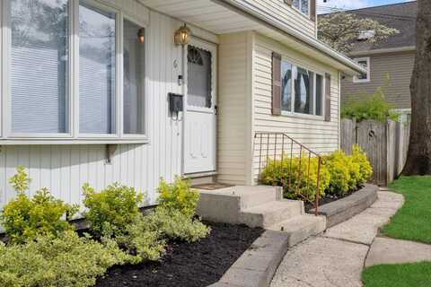 6 E Haven Lane, East Northport, NY 11731