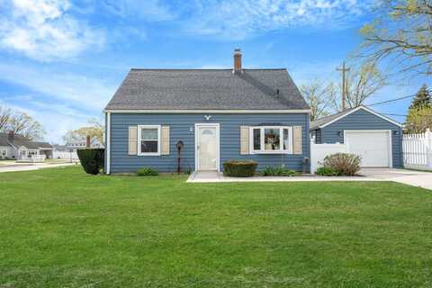 2 Poppy Lane, Levittown, NY 11756