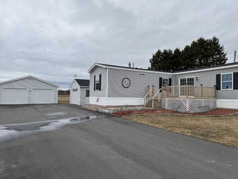 106 Hughes Road, Mapleton, ME 04757