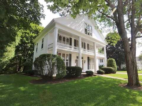 72 Main Street, Orono, ME 04473