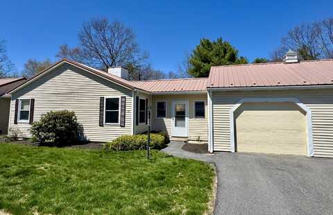 12 Walnut Drive, Windham, ME 04062