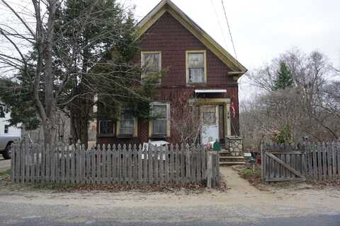 16 Greenwood Street, West Paris, ME 04289