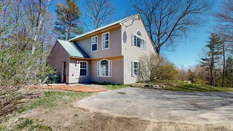 85 Waltons Way, Leeds, ME 04263