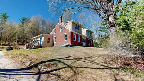 135 Old Webster Road, Lewiston, ME 04240