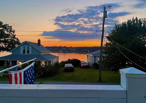 34 Garrison Cove Road, Harpswell, ME 04003