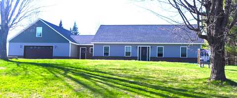 18 Castle Road, Harmony, ME 04942