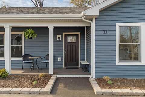 11 Robinson Street, Bath, ME 04530