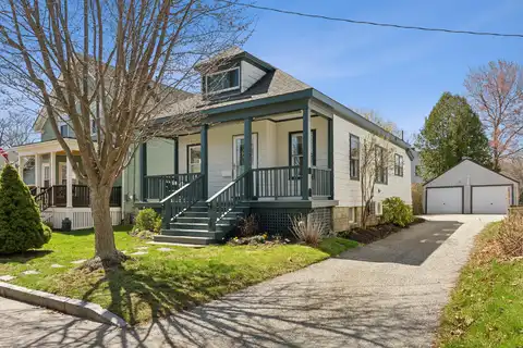 42 Wordsworth Street, Portland, ME 04103