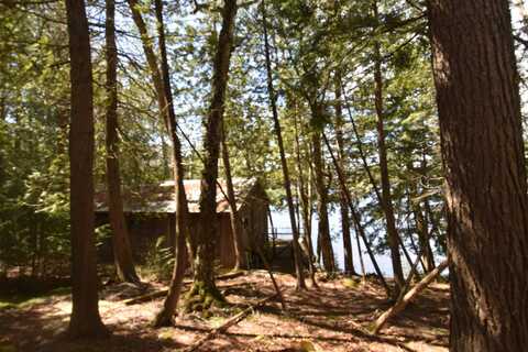 77 Orchard Drive, Saint Albans, ME 04971