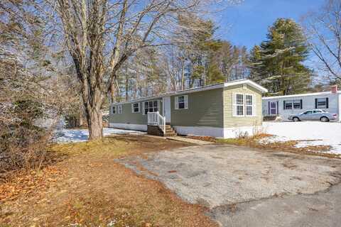 11 Village Street, Poland, ME 04274