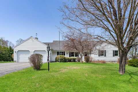 6 Crossing Brook Road, Cumberland, ME 04021