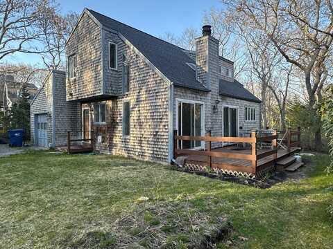 16 Hye Road, Edgartown, MA 02539