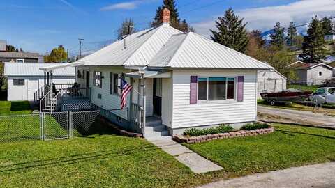 119 4th Street E, Eureka, MT 59917