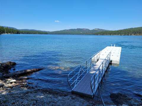 560 McGregor Lane, Marion, MT 59925