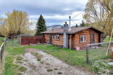 124 Golden Way, Darby, MT 59829