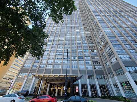 655 W Irving Park Road, Chicago, IL 60613