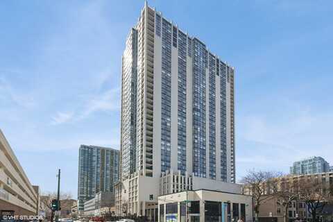 1122 N CLARK Street, Chicago, IL 60610