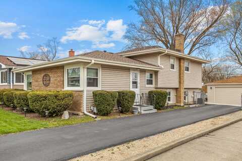 241 N Stewart Avenue, Lombard, IL 60148