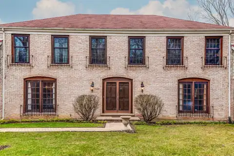 1200 Winwood Drive, Lake Forest, IL 60045